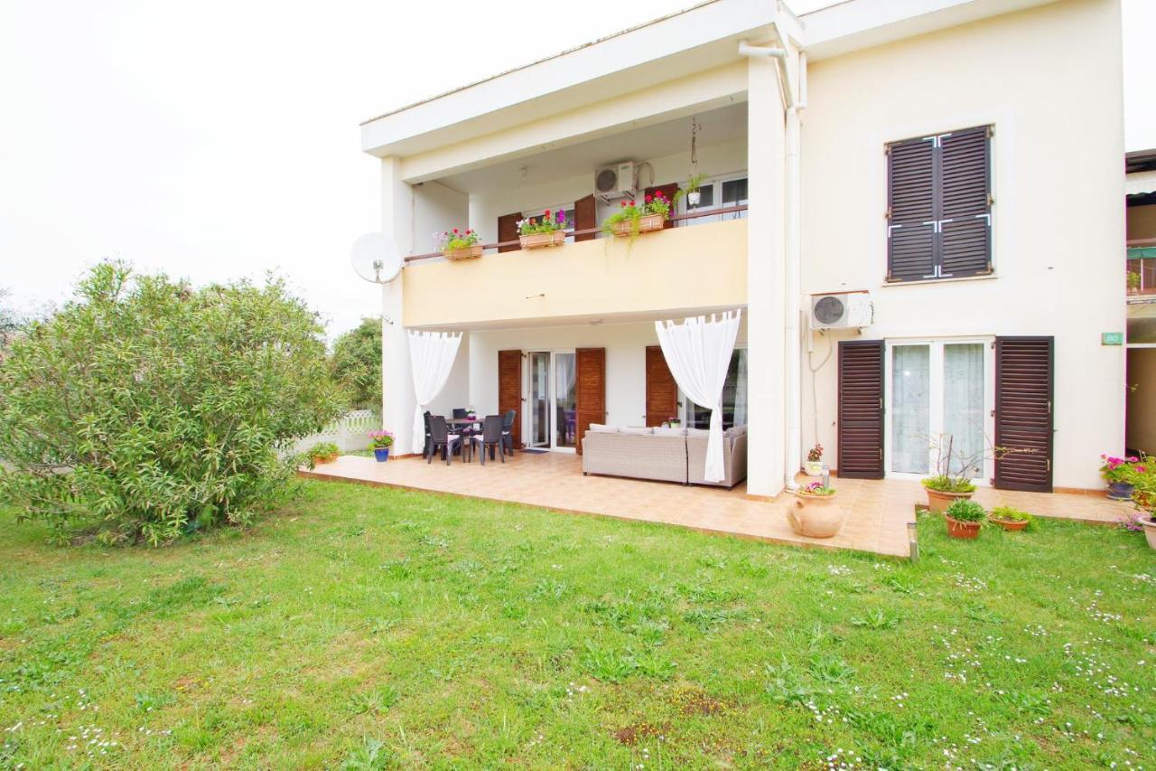 Apartment Suzi Valdebek Pula Exterior foto